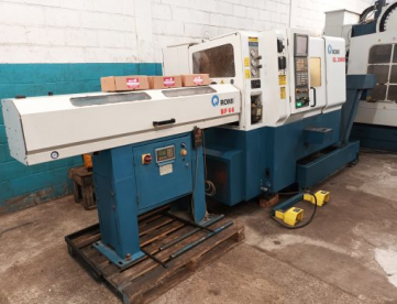 Foto: CENTRO DE TORNEAMENTO ROMI GL240M - 240MM X 400MM - COM 4 FERRA. ACIONADAS E ALIM. BARRAS 2010