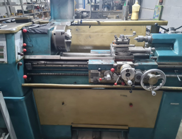 Foto: TORNO MECÂNICO HBX 730 X 360 MM - MAQUINA MUITO CONSERVADA