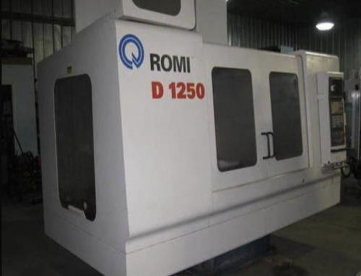 Foto: CENTRO DE USINAGEM VERTICAL - ROMI - D1250 -COM ENTREGA TÉCNICA - 50% DE ENTRADA SALDO EM 6VEZES -ANO 2004 - 1270 x 610 x 640 MM