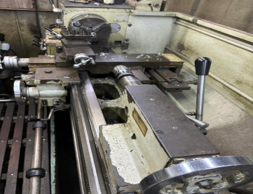 Foto: TORNO MECÂNICO SINITRON  SI-4110 - 400/560 X 1000 MM