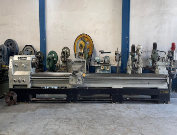 Foto: TORNO MECÂNICO CLEVER L26200-A - 650MM x 4000MM