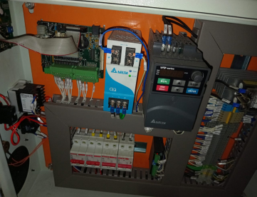 Foto: TERMO IMPRESSORA HOT-STAMPING WUTZL TIC-VV-P ANO 2020