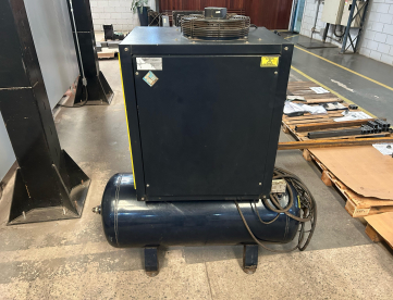 Foto: COMPRESSOR PARAFUSO METALPLAN – 10 HP – ANO 2009