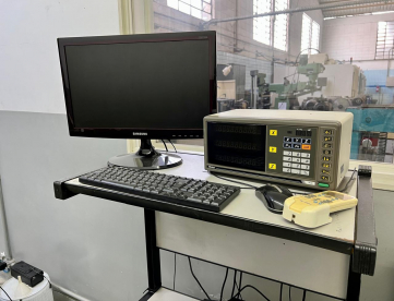 Foto: LOTE ANC 013 - TRIDIMENSIONAL MANUAL - MITUTOYO - B-241