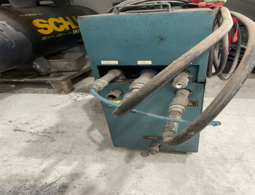 Foto: AQUECEDOR DE MOLDES -MARCA SRE -MODELO CTS 3.6 -ANO 2000-220 V