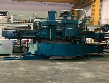 Foto: TORNO VERTICAL TOS SK12 - 1250MM PLACA X 1380MM PASSAGEM