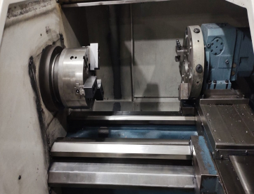 Foto: TORNO CNC NARDINI LOGIC250 -PLACA E TORRE HIDRAULICA -1000 X 500