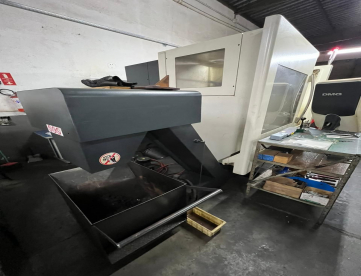 Foto: CENTRO DE USINAGEM VERTICAL - DMG MORI - 1035V - ANO 2010 - 1035 x 560 x 510 MM