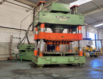 Foto: PRENSA HIDRAULICA FRED FREY 315 TONS - MESA 1350 X 1200MM