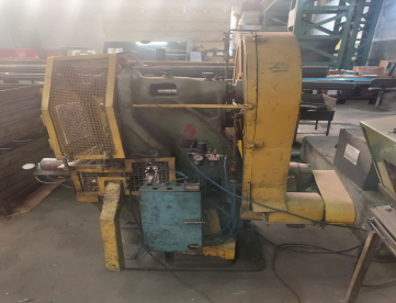 Foto: LOTE RF 0020 - PRENSA MECÂNICA - 12 TON - ENCLAUSURADA