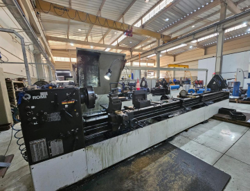 Foto: TORNO MECÂNICO ROMI ES30B - 660MM X 5000MM