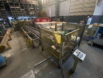Foto: LOTE RF 0002 - SERRA DE FITA AUTOMATICA FRANHO - SF 250A