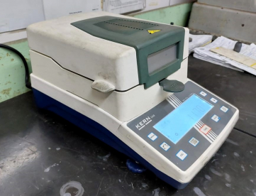 Foto: LOTE RF 0049 - SECADOR DE AMOSTRAS PARA ANALISE DE UMIDADE - KERN