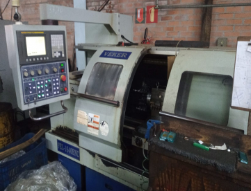Foto: TORNO CNC VEKER FEL 1640 ENC - 410MM X 910MM - ANO 2007 - HIDRAULICO