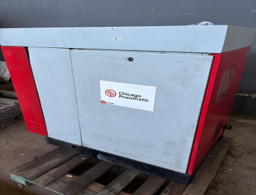 Foto: COMPRESSOR DE PARAFUSO CHICAGO PNEUMATIC S8