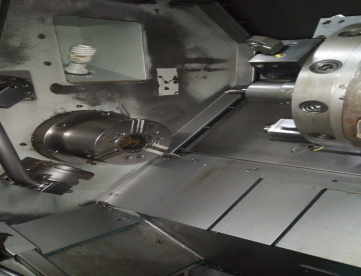 Foto: CENTRO DE TORNEAMENTO - HYUNDAI - SKT 21 LMS - ANO 2009 - 530 x 750mm - COM FERRAMENTAS ACIONADAS