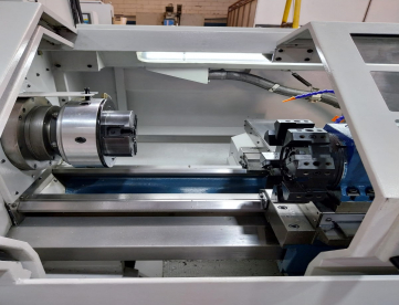 Foto: TORNO CNC ROMI CENTUR 30D - 500 x 430 MM - ANO 2006 (REVISADO 2024)