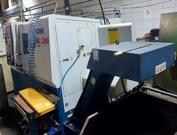 Foto: CENTRO DE TORNEAMENTO ROMI GL280 - 280MM X 540MM - ANO 2010