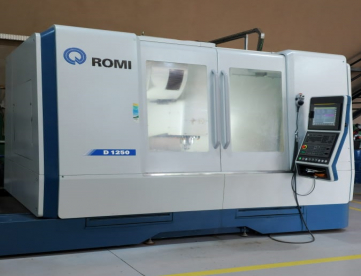 Foto: CENTRO DE USINAGEM VERTICAL - ROMI - D1250 - ANO 2022 -1270 x 610 x 610 MM
