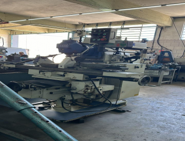 Foto: FRESADORA UNIVERSAL VEKER VK-30U COM ACESSÓRIOS