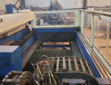 Foto: MÁQUINA DE CORTE A LASER TRUMP 5030 CLASSIC - 1500MM X 3000MM - ANO 2007