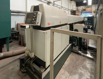 Foto: MÁQUINA DE CORTE A LASER CO2 PARA TUBOS - MARCA BLM - MODELO ADIGE LT 702D - ANO 2001 - 6500MM - 2500KW