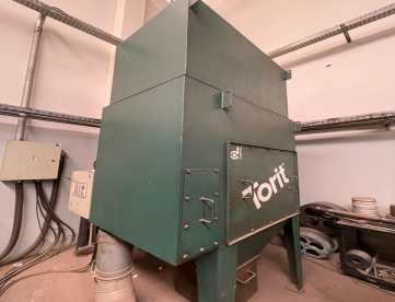 Foto: MÁQUINA DE CORTE A LASER CO2 PARA TUBOS - MARCA BLM - MODELO ADIGE LT 702D - ANO 2001 - 6500MM - 2500KW