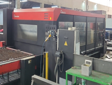 Foto: MÁQUINA DE CORTE A LASER CO2 - AMADA - FOMII 3015 NT - 4000 WATTS - ANO 2013 - 1500X3000MM