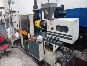 Foto: VENDO LOTE INJETORA HIMACO 80 TONELADAS + GELADEIRA 9000 KCAL + MOINHO TUDO FUNCIONANDO