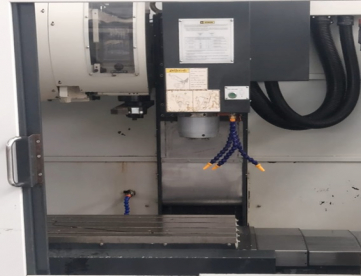 Foto: CENTRO DE USINAGEM VERTICAL - FEELER - VMP 30A - ANO 2010 - 760 x 420 x 510 MM