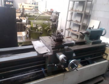 Foto: TORNO MECÂNICO - ROMI - IH40 - 650 x 2000 MM - PASSAGEM ARVORE 104 MM
