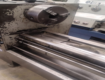 Foto: TORNO MECÂNICO NARDINI ND325 - 660MM X 2200MM
