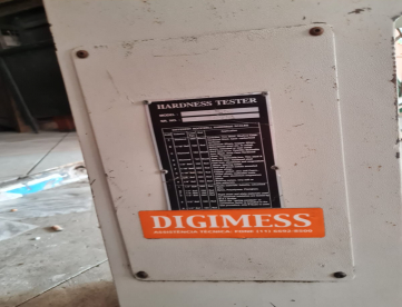 Foto: DUROMETRO ANALÓGICO DIGIMESS / HARDNESS TESTER
