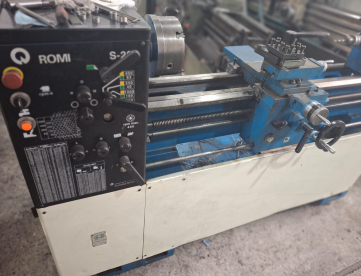 Foto: TORNO MECÂNICO - ROMI - S20 - 400 x 1000 MM