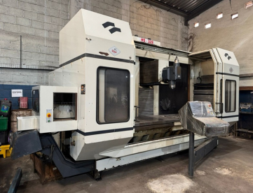 Foto: FRESADORA PORTAL CNC 5 EIXOS OMV - MODELO HS-328 - ANO 2006 - 3000MM X Y1100MM X Z1100MM