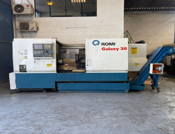Foto: CENTRO DE TORNEAMENTO ROMI GALAXY 30 - 320MM X 1020MM - ANO 2003