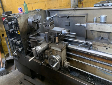 Foto: TORNO MECÂNICO NARDINI NODUS 250 -1500MM X 500MM - ANO 2004