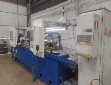 Foto: RETIFICA CILINDRICA PARA EIXOS E MANGAS E ROLOS PARA REVESTIMENTOS-3000 X 400 MM - MARCA ROSSINI -MODELO RETIFICA 200 CNC -ANO 2016