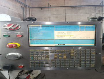 Foto: CENTRO DE TORNEAMENTO HAAS SL10 -356 X 413 MM - ANO 2010