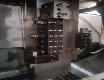 Foto: TORNO AUTOMÁTICO CNC ERGOMAT TNG42 - MAQUINA MUITO NOVA -ANO 2008