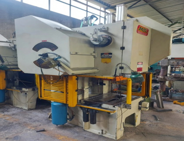 Foto: PRENSA EXCÊNTRICA - TIPO C - MSL - MODELO PEF/ENG 65T - ANO 2010 - 65 TONELADAS