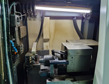 Foto: TORNO CNC AUTOMÁTICO DE CABEÇOTE MÓVEL - DMG GILDEMEISTER - LINEAR - SPRINT 20/8 EIXOS - ANO 2018