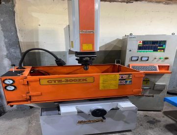 Foto: ELETROEROSÃO POR PENETRAÇÃO -300 X 200 X 300 -ELETROCUT -CTE-300ZK - ANO 2014