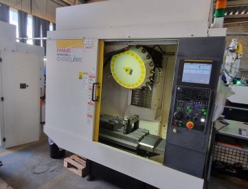 Foto: CENTRO DE USINAGEM VERTICAL - FANUC - ROBODRILL - ALPHA-D21LiB5 - ANO 2022 - BBT30 - 700 x 400 x 330MM - 24.000 RPM
