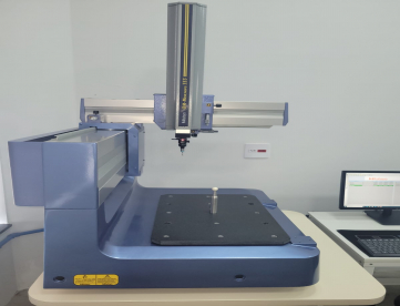 Foto: TRIDIMENSIONAL MANUAL MITUTOYO-MODELO  QM-MEASURE 353 - 300 X 500 X 300 -ANO 2004