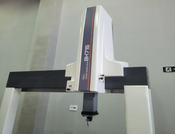 Foto: TRIDIMENSIONAL MANUAL MITUTOYO -MODELO  BH715 -700 X 1500 X600 - ANO 2025
