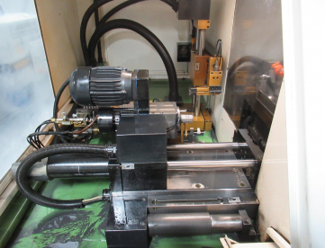 Foto: RETIFICA CILINDRICA CNC PARA BLANKS DE METAL DURO  ROLLOMATIC ALTA PRODUÇÃO -MODELO 148 NP4 - ANO 2000