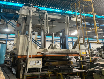 Foto: PRENSA DE AJUSTE DE MOLDES  -MARCA BRASINCA -150 TONELADAS 3000 X2000 X2000