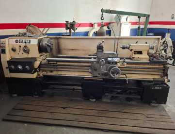Foto: TORNO MECÂNICO - CLEVER - MODELO L-2080 II - 500 x 2000 MM - EIXO ARVORE 102 MM