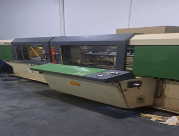 Foto: INJETORA DE PLÁSTICOS ORIENTE IHP 1400H420